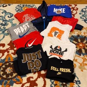 Nike T-shirts and Nike zip up hoodie ( Lot of 10 )